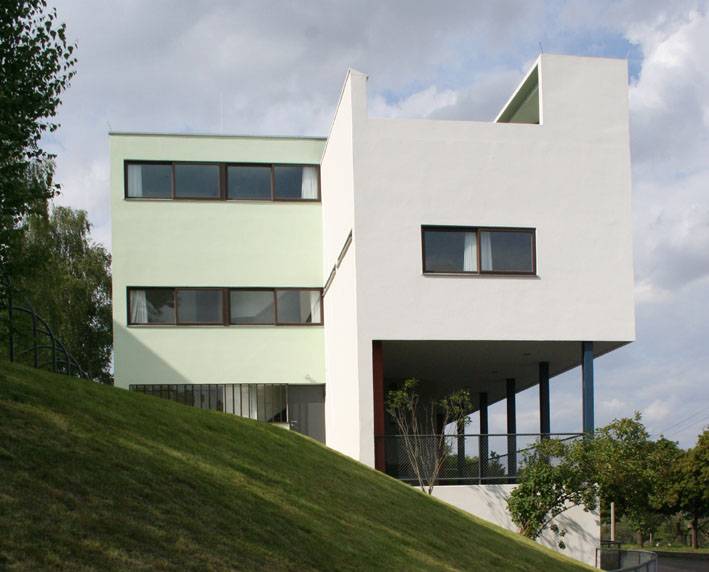 Corbu_weissenhof_lores