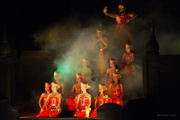 Представление 'Ramayana'