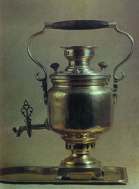 Самовар гостиничный. 2-пя половина XIX века. Латунь.