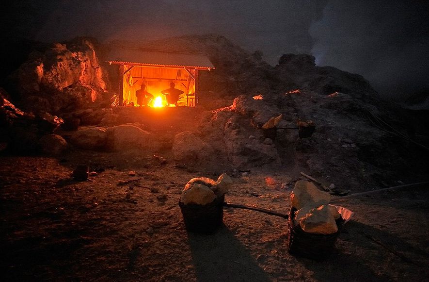 Захватывающие снимки вулкана Kawaha Ijen